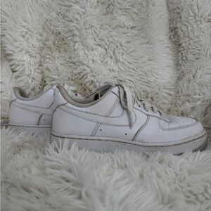 Nike Air Force 1 Low Triple White Sneakers